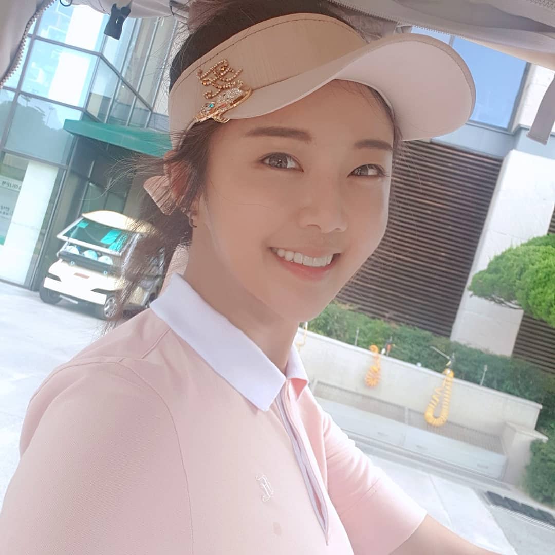 高爾夫甜心妹顯眼上圍 銷魂笑容讓網友圈粉-第1章-图片16