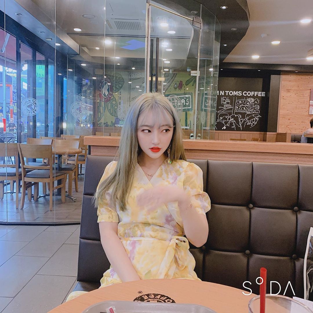 傲人曲線騷氣滿點韓國姊 迷人電眼看得好酥麻-第1章-图片8