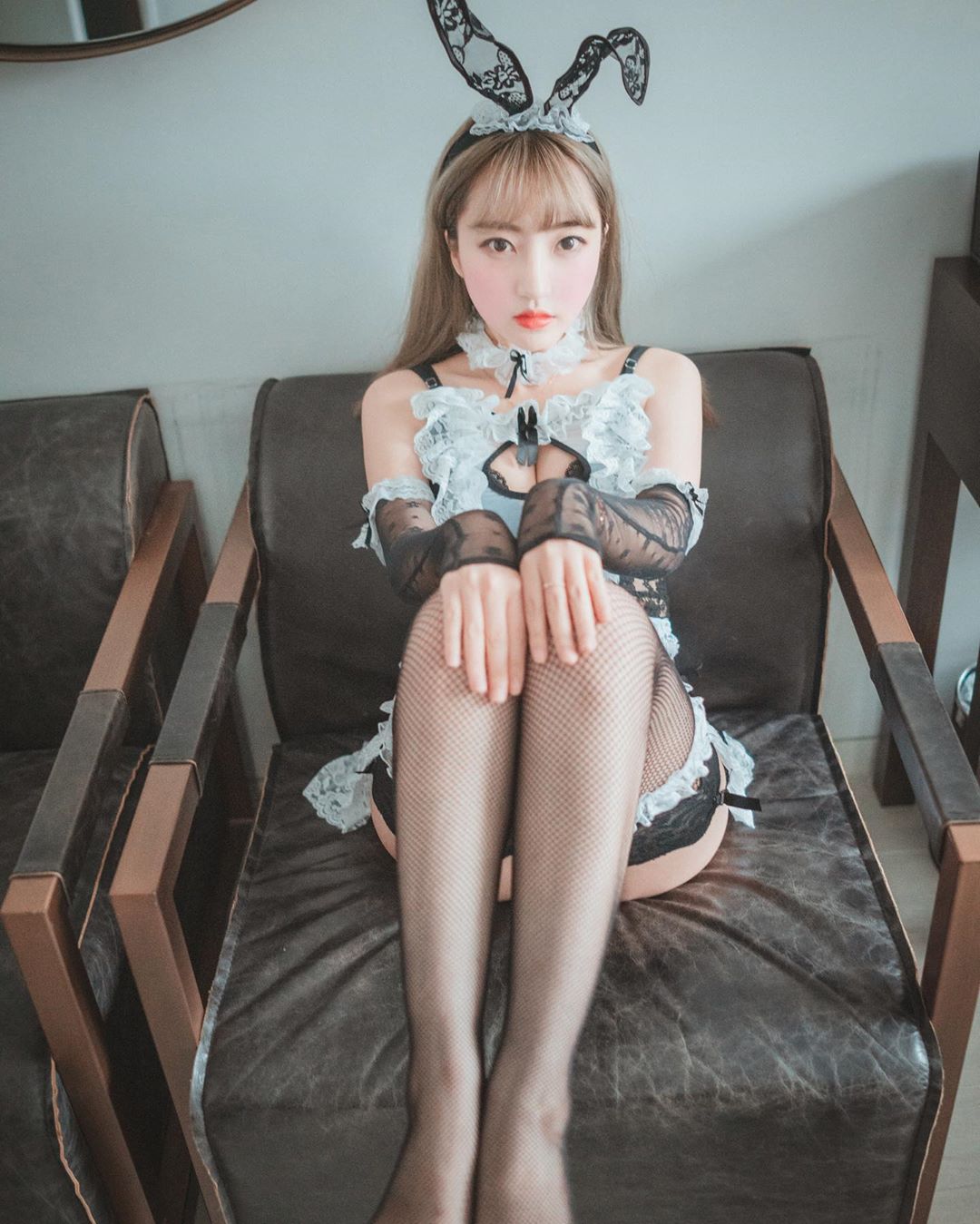 傲人曲線騷氣滿點韓國姊 迷人電眼看得好酥麻-第1章-图片14