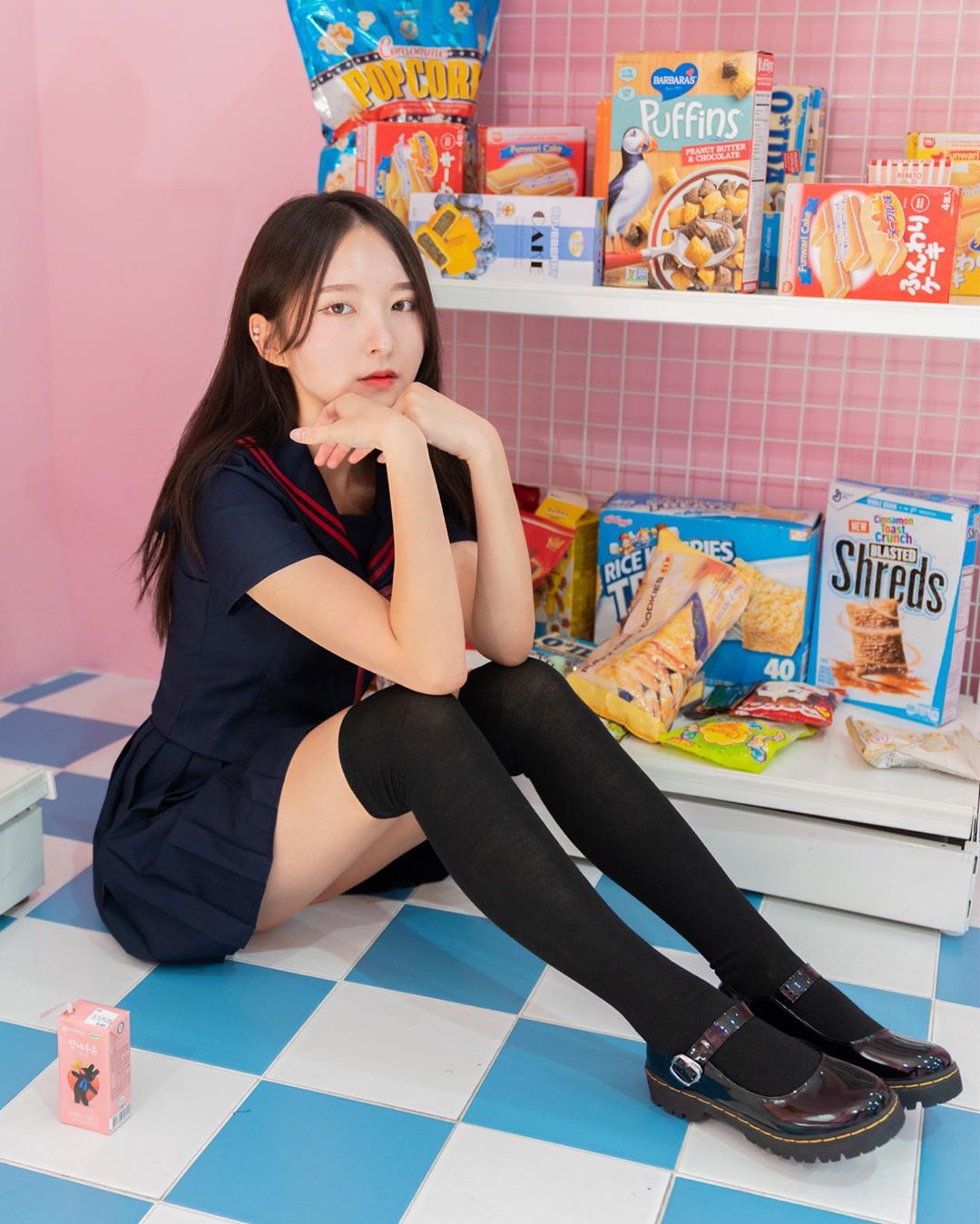 全身散發女神氣息 逆天筆直長腿勾引你好撫慰-第1章-图片5