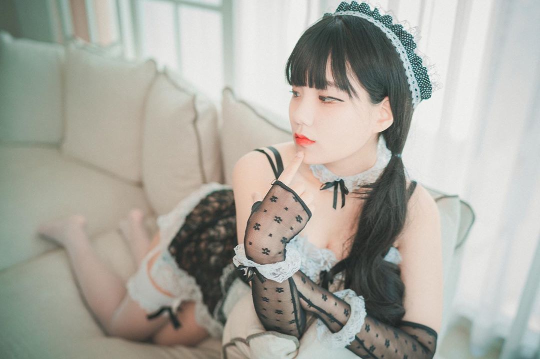 誘人神情泡菜妹目不轉睛 麻豆級身材實在太犯規-第1章-图片17