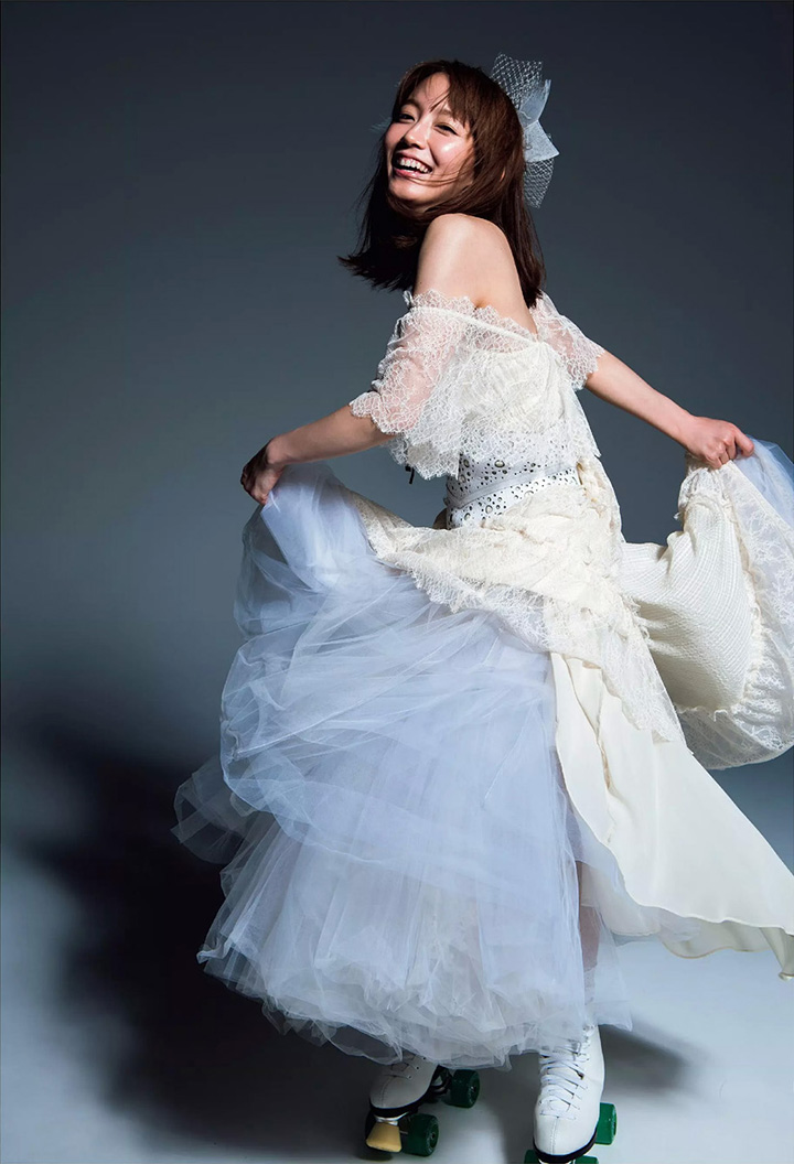 2017年7月17日【寫真】本季日劇女主角吉岡里帆為宣傳再拍寫真展露事業線 (29P,片)-第1章-图片9