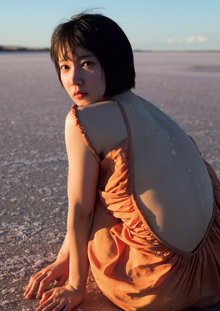 2018年7月22日【寫真】吉岡里帆為主演新劇在雜誌推出60頁超特集盡覽性感過去女主現在 (60P)-第1章-图片15