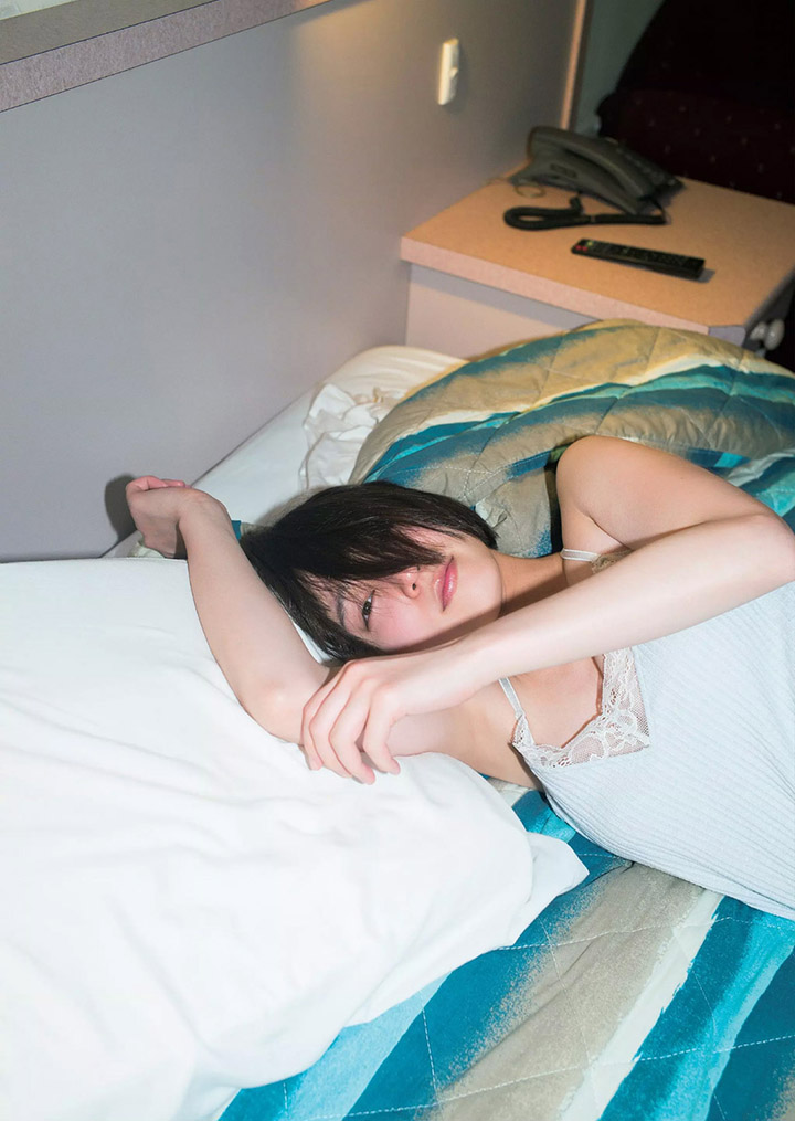 2018年7月22日【寫真】吉岡里帆為主演新劇在雜誌推出60頁超特集盡覽性感過去女主現在 (60P)-第1章-图片17