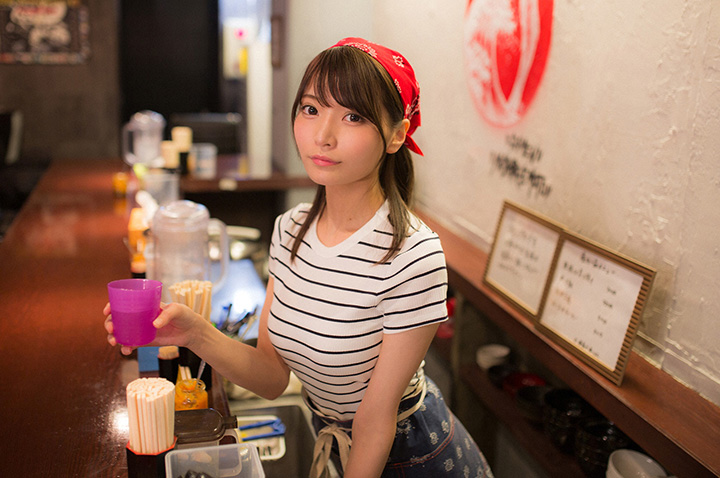 似鳥沙也加以大眼睛G奶纖腰收穫50萬IG粉絲在週刊挑戰溫泉背部全裸 (35P)-第1章-图片32