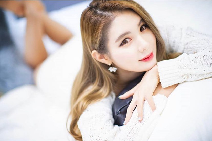 白嫩大福好顯眼 凹凸有致身軀讓人戀愛