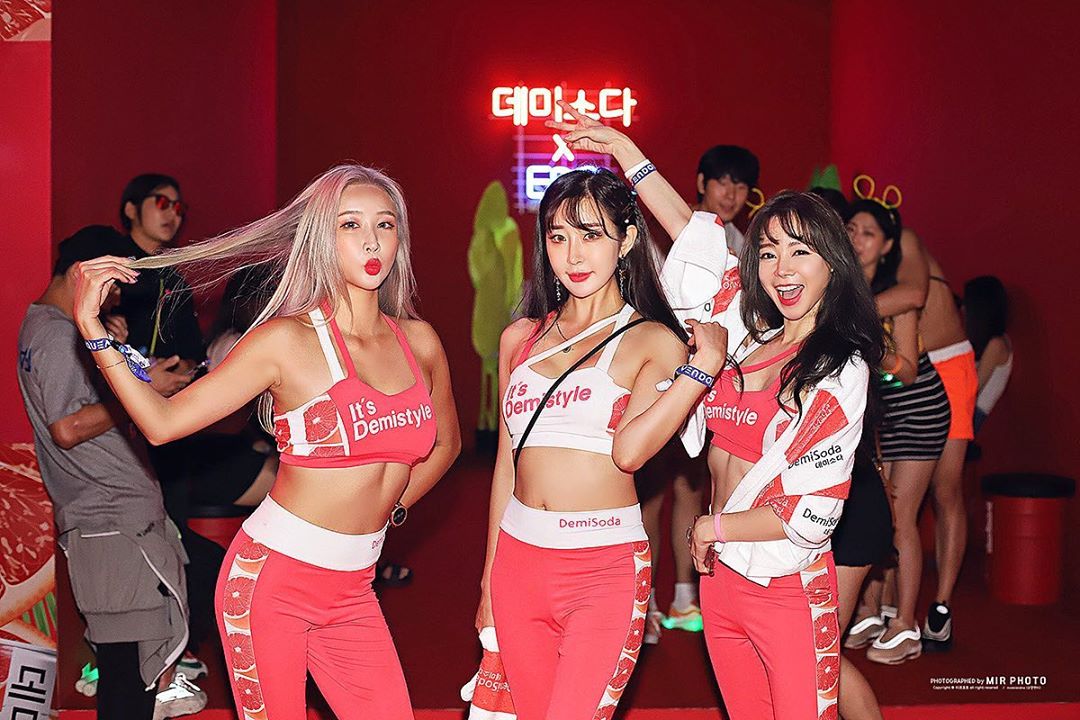 女神級身材完美無死角 邪惡視角看得好銷魂-第1章-图片12