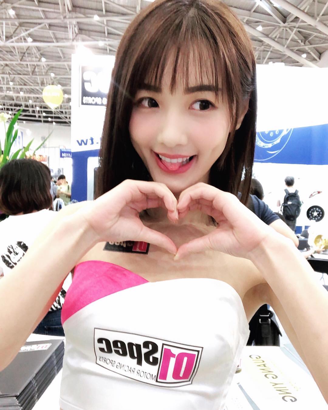 地表最正SG 清純臉下「飽滿白嫩美乳」全解放... Wendy-第1章-图片18