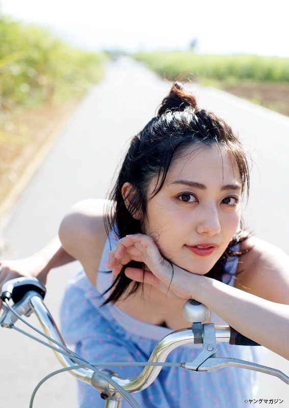 2018年12月19日【寫真】特攝劇女主角奧山和紗以正統派美人形象性感進軍寫真界 (36P)-第1章-图片37