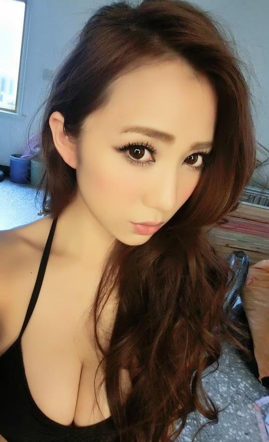 身材和開車一樣兇狠~~~~~會開賽車超級美女安小蕎-第1章-图片8