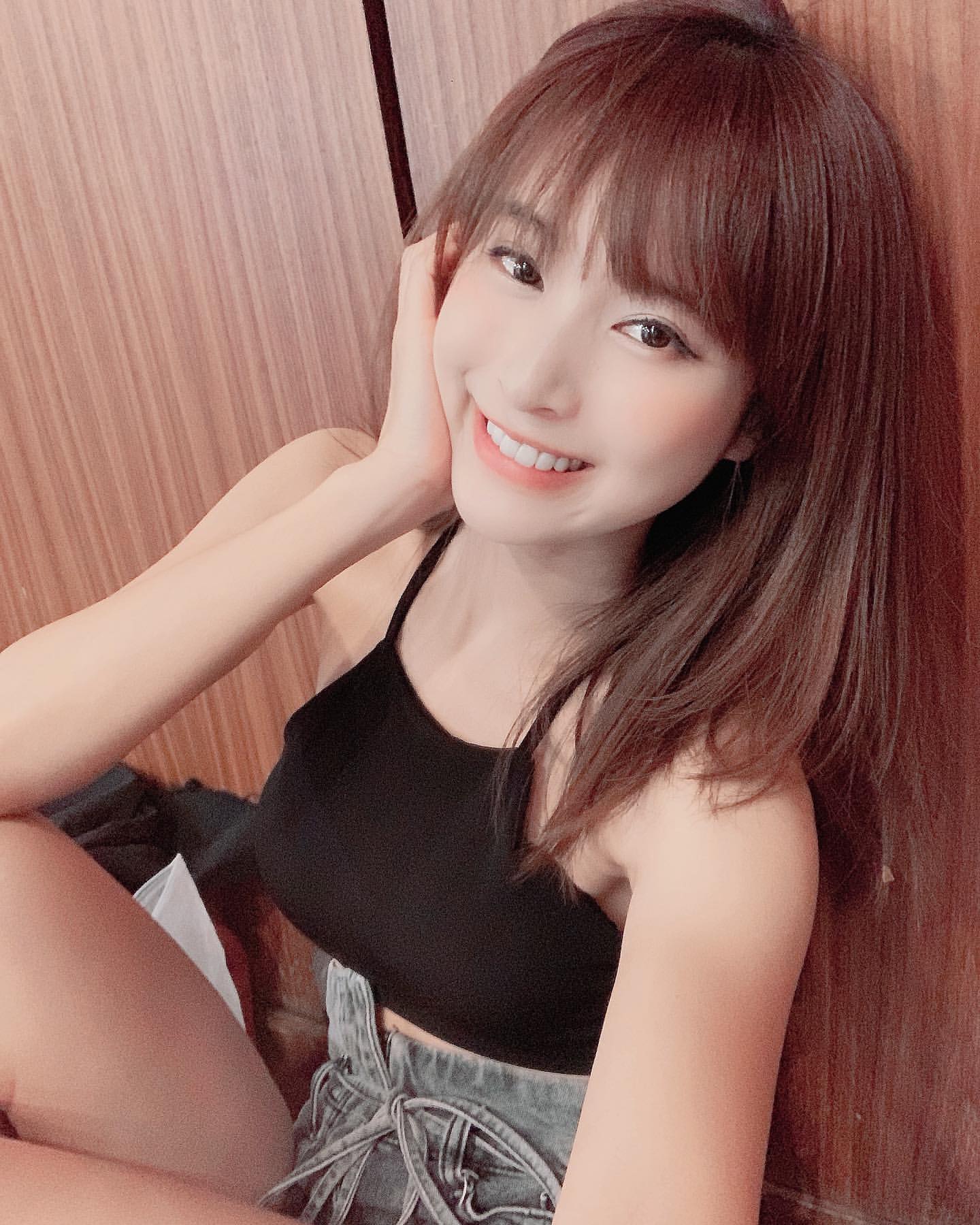 新啦啦隊女神孟潔 神美腿搭配身材實在太逆天:想衝了-第1章-图片6