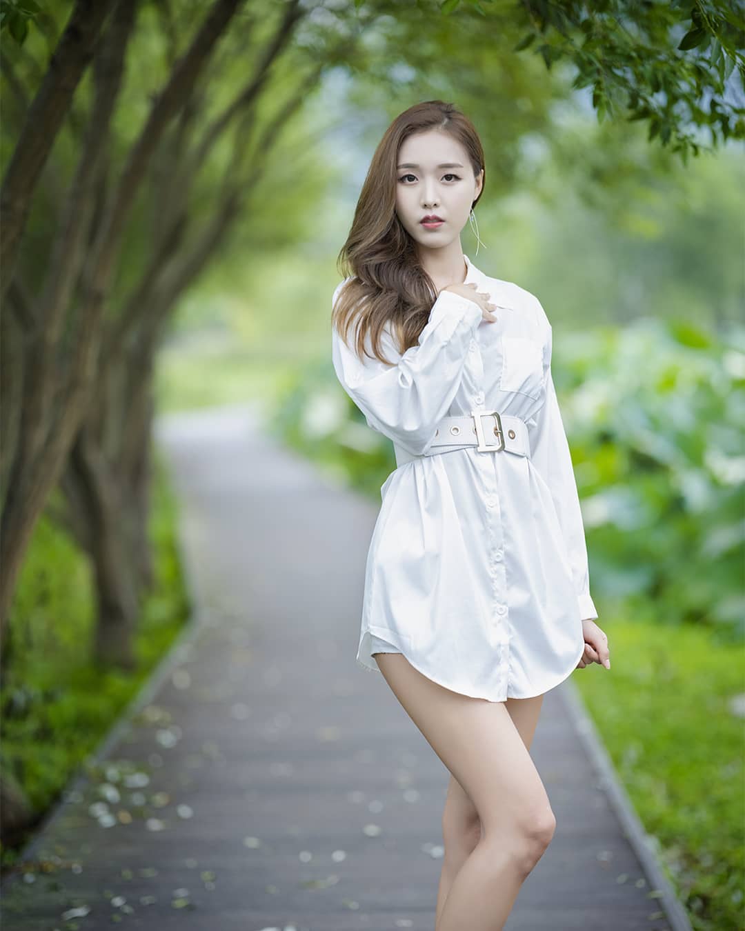 麻豆級極品美腿 小蠻腰曲線隱約想勾引你的心-第1章-图片7