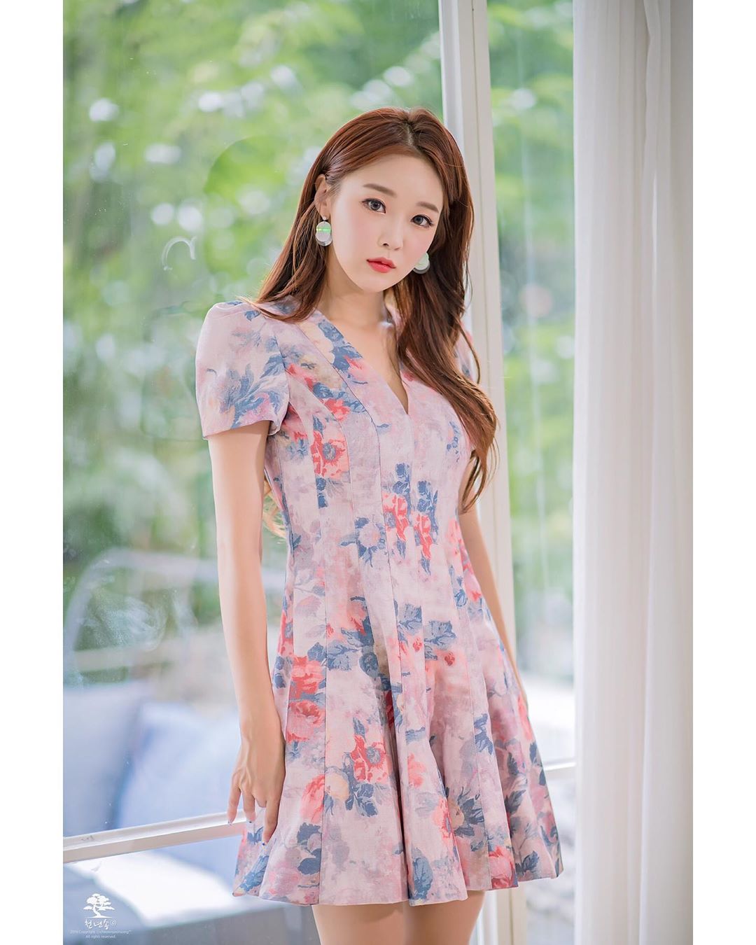 略帶仙氣清晰外表 韓國甜姊兒笑容融化網友的心-第1章-图片3