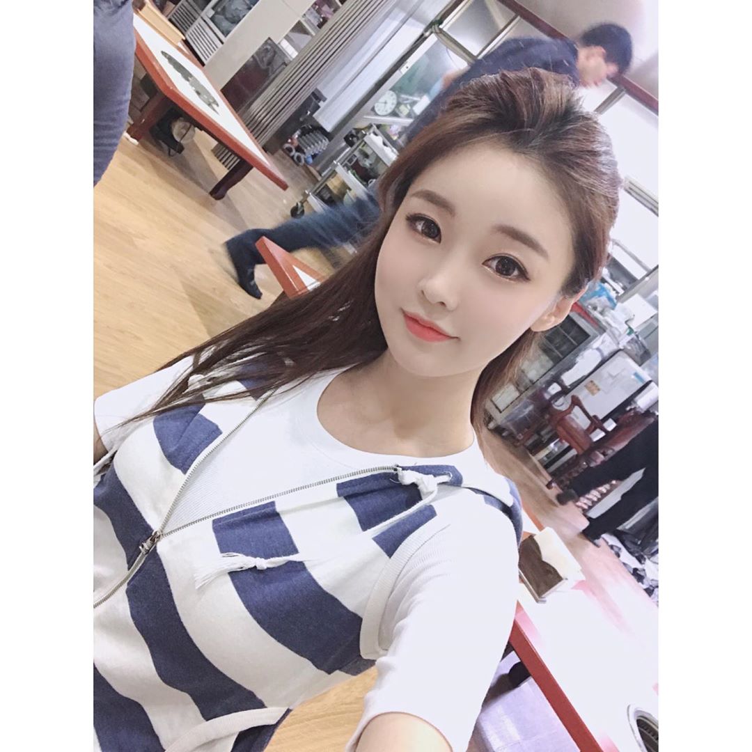 略帶仙氣清晰外表 韓國甜姊兒笑容融化網友的心-第1章-图片4