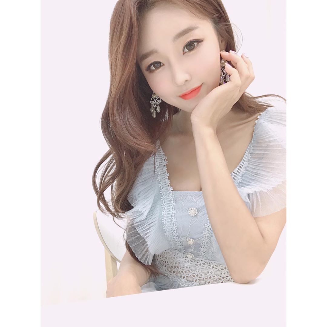 略帶仙氣清晰外表 韓國甜姊兒笑容融化網友的心-第1章-图片20