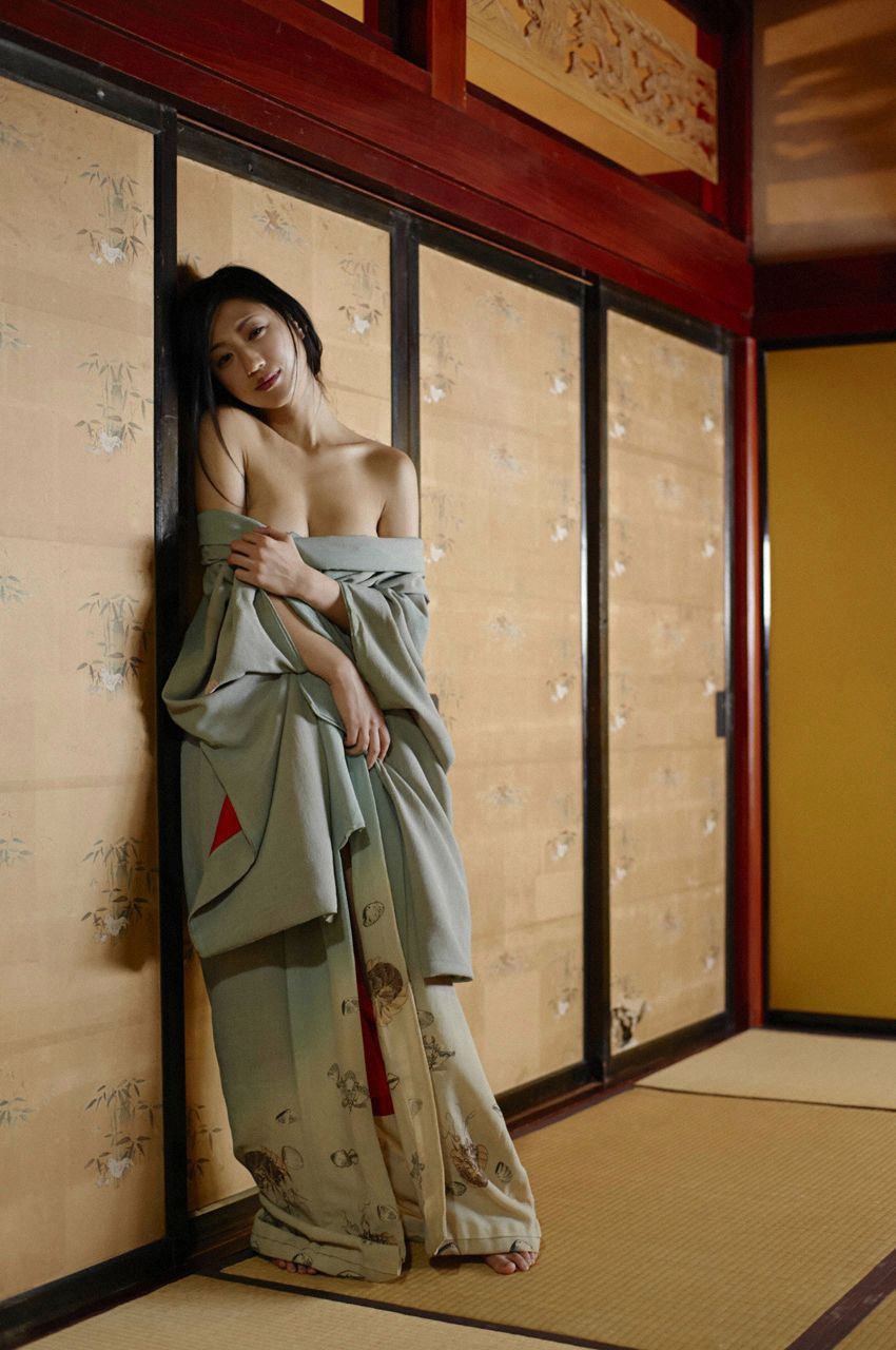 「情色女王」壇蜜 賣弄性感 展現出撩人的一面！-第1章-图片19