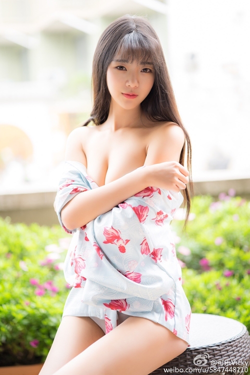 性感嫩模 可樂Vicky-第1章-图片21