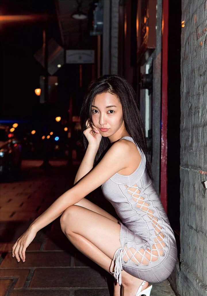 2017年8月24日【寫真】板野友美推出寫真集古銅色D奶連發只為重拾人氣 (30P)-第1章-图片6