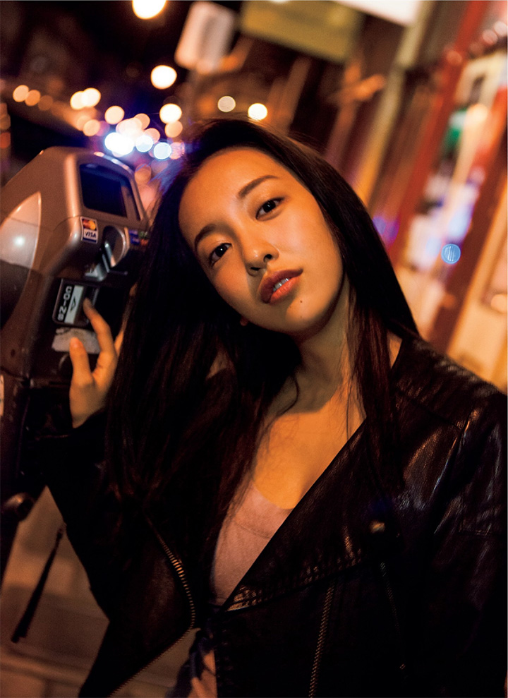 2017年8月24日【寫真】板野友美推出寫真集古銅色D奶連發只為重拾人氣 (30P)-第1章-图片18