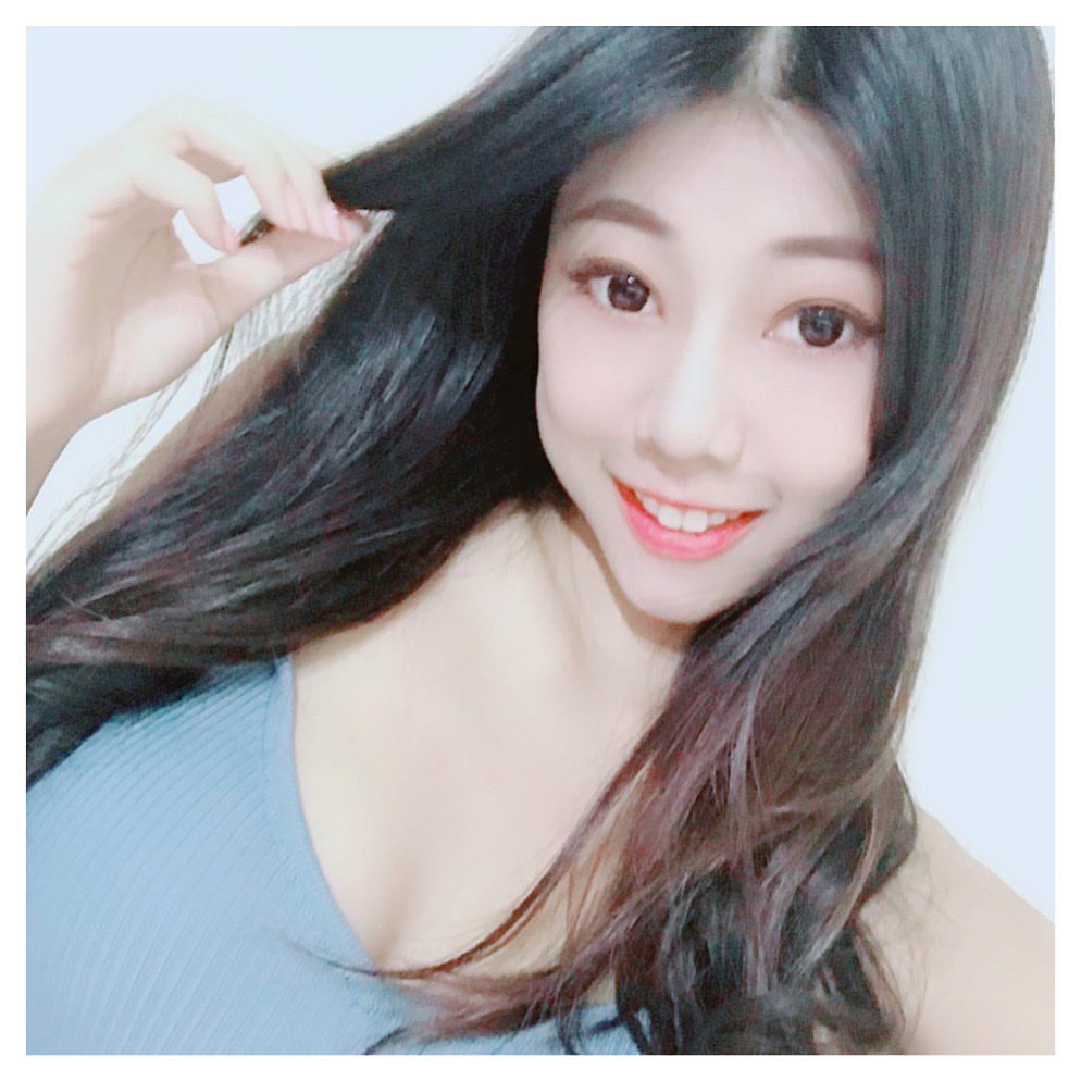 The shape of Mina Snow White is super round and colorful and has a body that makes netizens all in love.-第1章-图片9