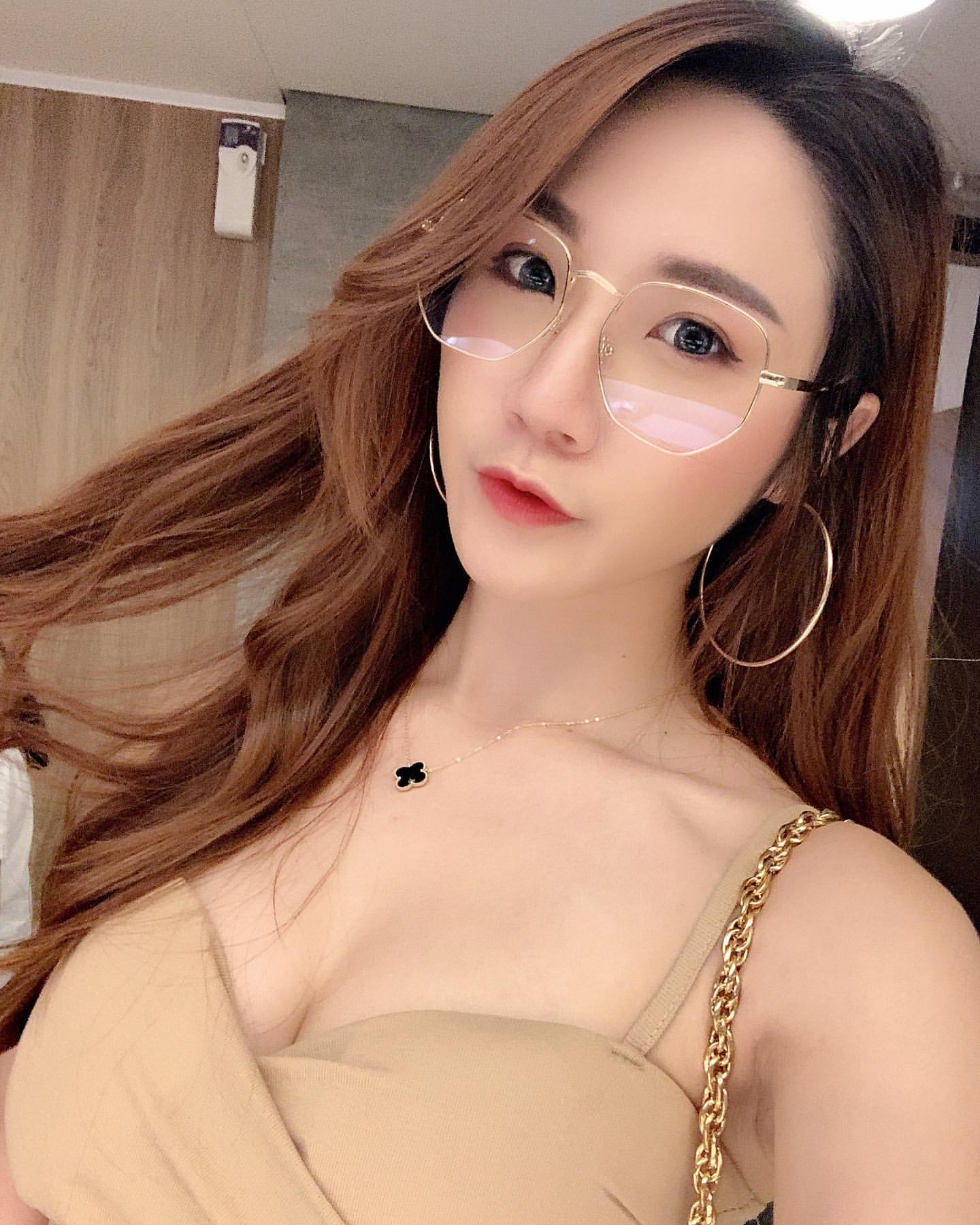 “Clean and discolored faces” make people not self-consciously star...people and food like roses-第1章-图片6