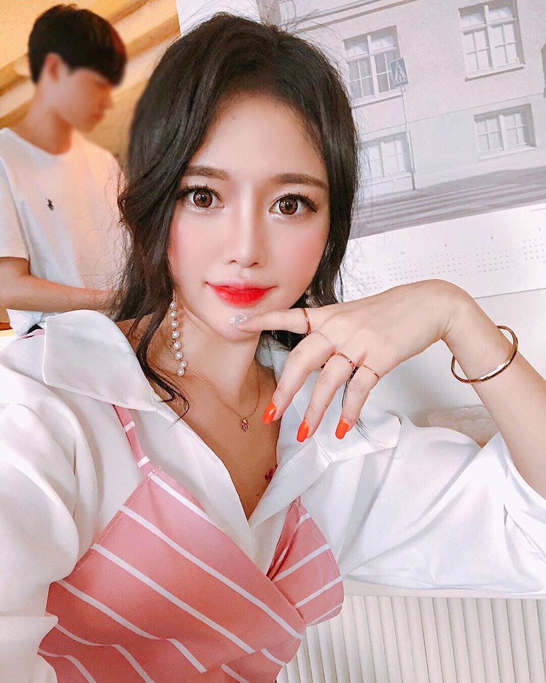 泡菜姊雪白豪乳外洩 逆天美腿讓網友戀愛感爆棚-第1章-图片8