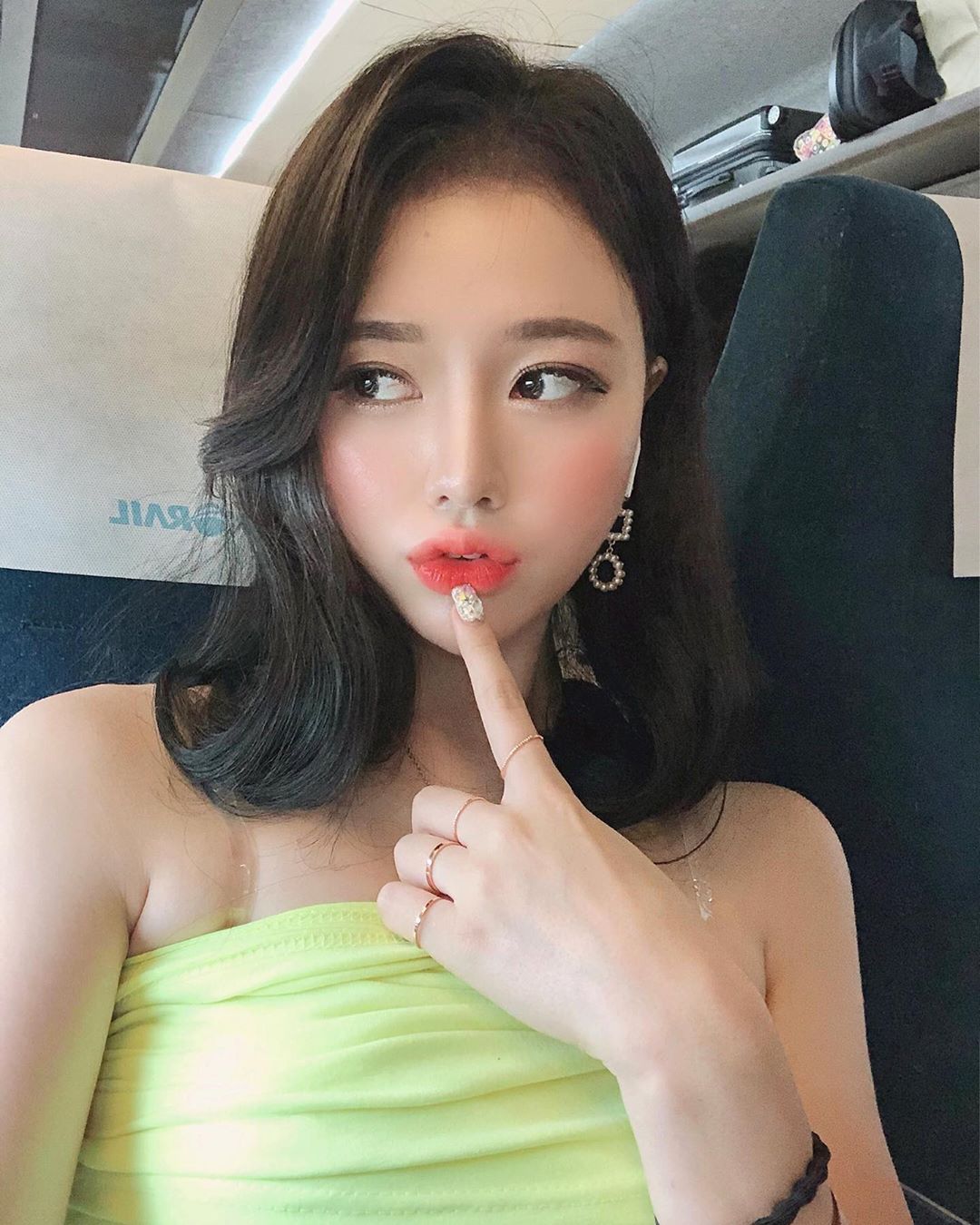 泡菜姊雪白豪乳外洩 逆天美腿讓網友戀愛感爆棚-第1章-图片18