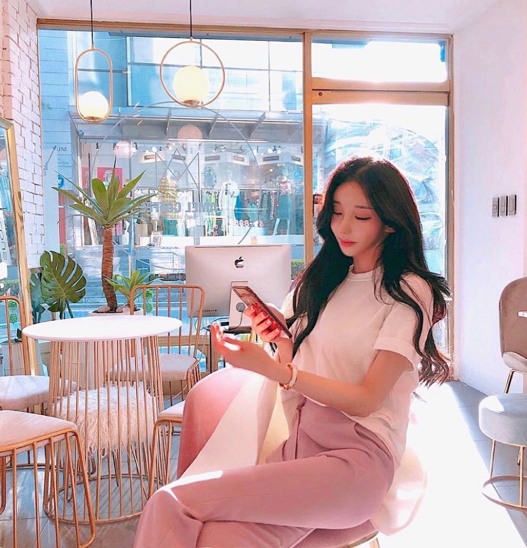 顯眼巨乳形狀上陣 包不住的雙峰大飽眼福人人愛-第1章-图片14