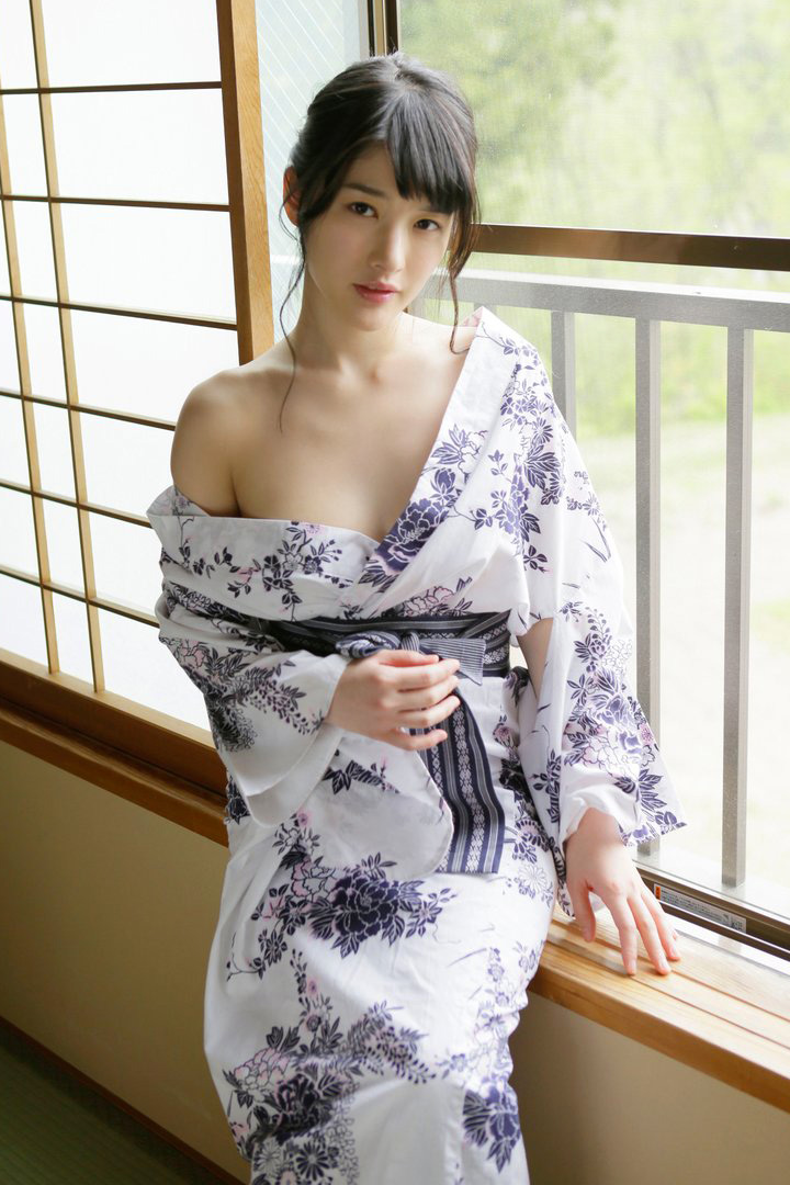 2017年8月22日【寫真】假面女子皇牌神谷惠里奈克服斜視復出半裸G奶大解放 (28P,片)-第1章-图片22