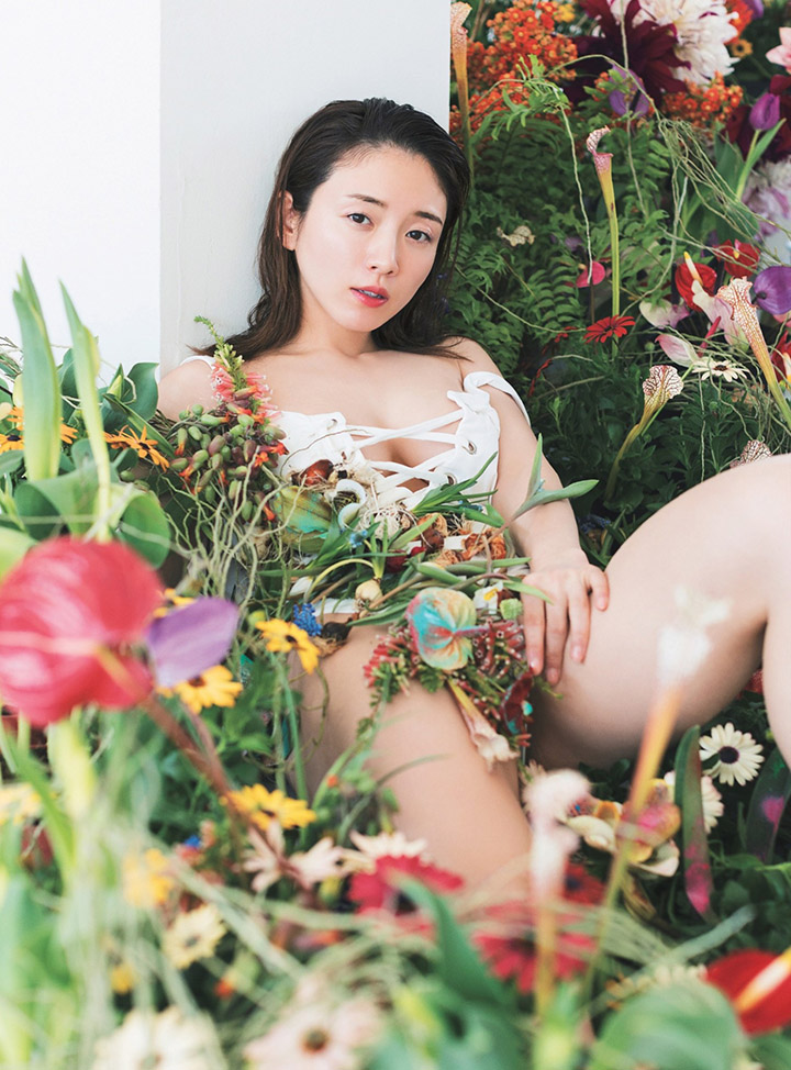2019年4月19日【寫真】園都以「國民情婦侯補」身份帶你暢遊錢湯溫泉展現G奶 (38P)-第1章-图片10