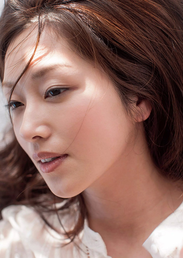 2015年4月27日【寫真】日劇綠葉笛木優子展現纖瘦白滑35歲性感成熟美 (12P)-第1章-图片5