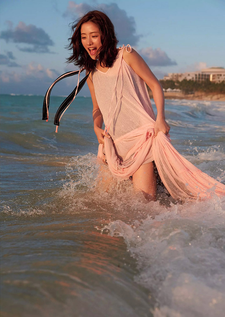 石原里美推出6年來首本寫真集古巴性感解放記念踏入30歲 (32P)-第1章-图片5