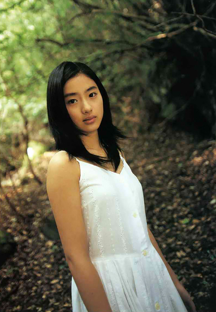 石原里美推出6年來首本寫真集古巴性感解放記念踏入30歲 (32P)-第1章-图片20