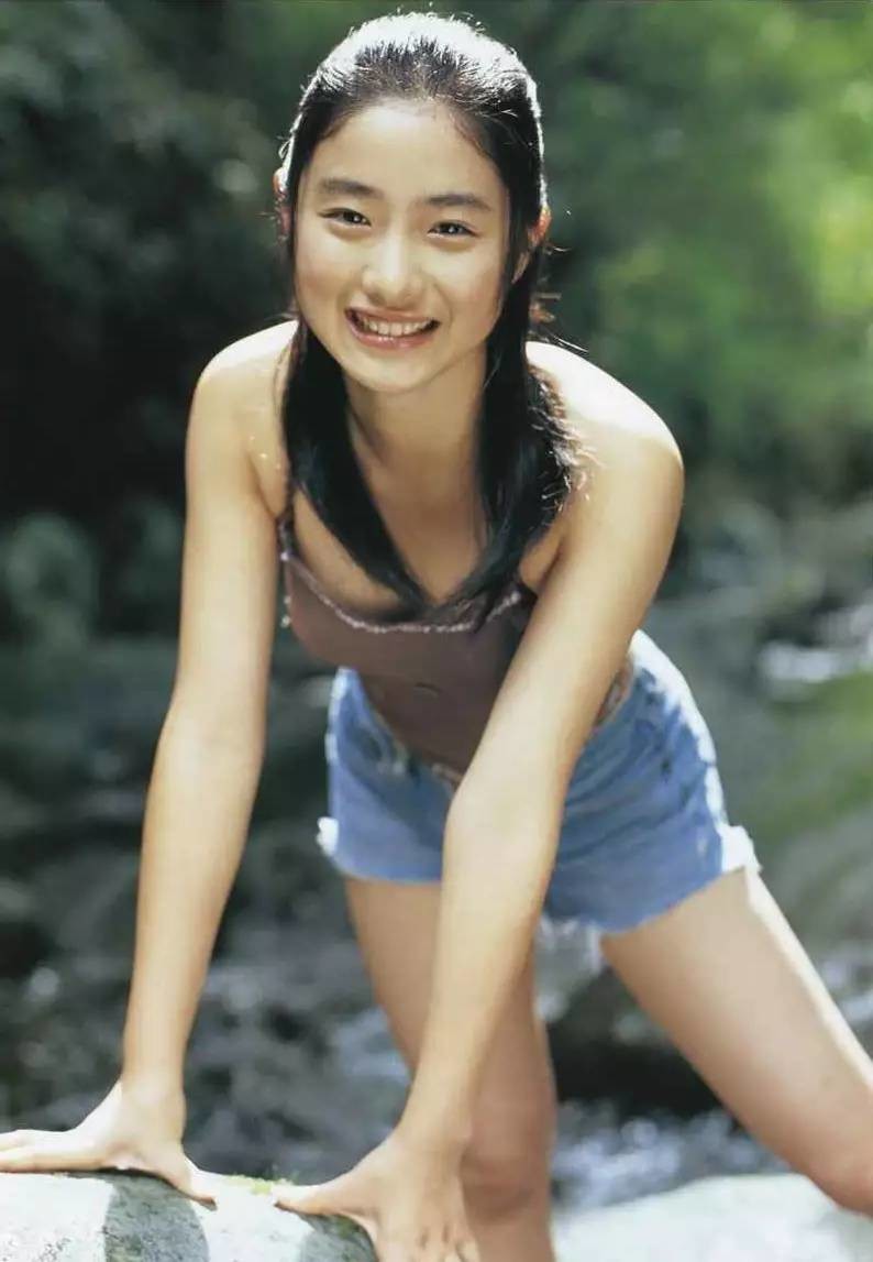 石原里美推出6年來首本寫真集古巴性感解放記念踏入30歲 (32P)-第1章-图片22