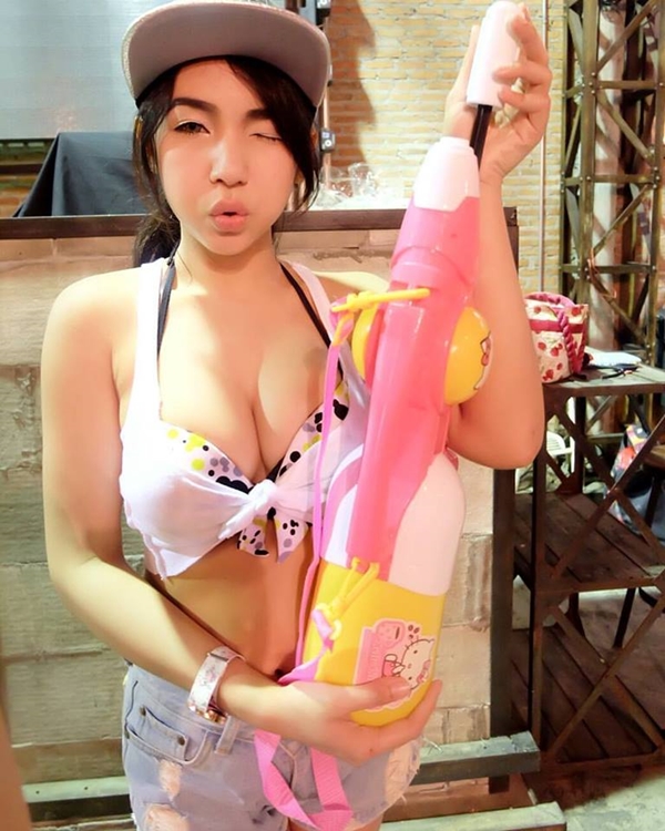 曼谷賽車女郎 Chananchida Thinbangbon-第1章-图片20