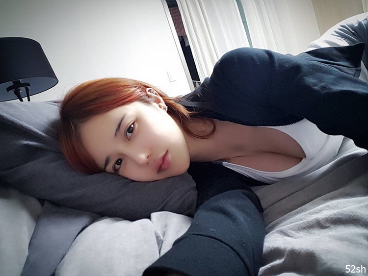 韓國真人版娜美身材爆乳妹 Lee soo bin-第1章-图片3