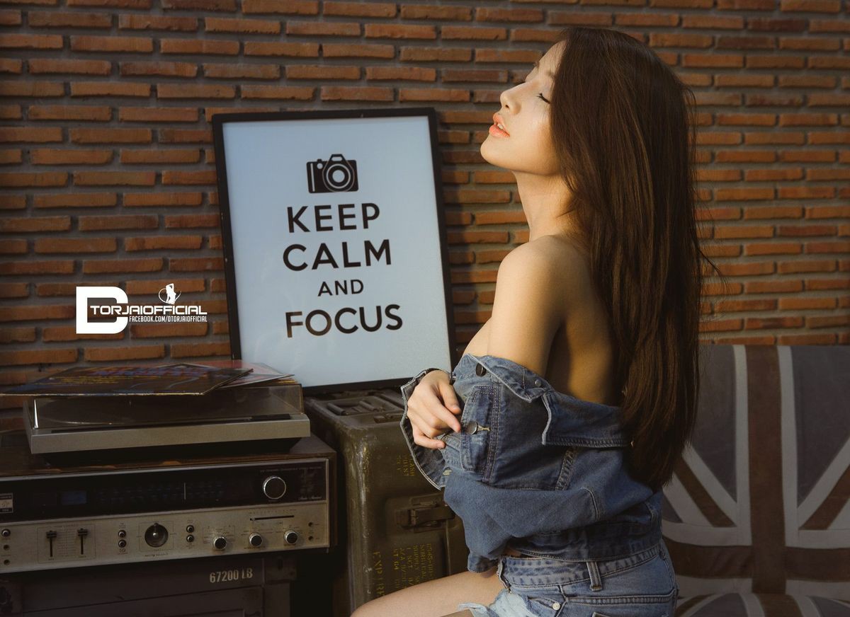 泰國模特pichana yoosuk 牛仔外套誘惑-第1章-图片2