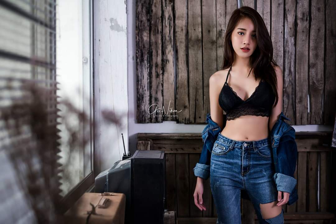 泰國模特 pichana yoosuk半脫之美-第1章-图片5