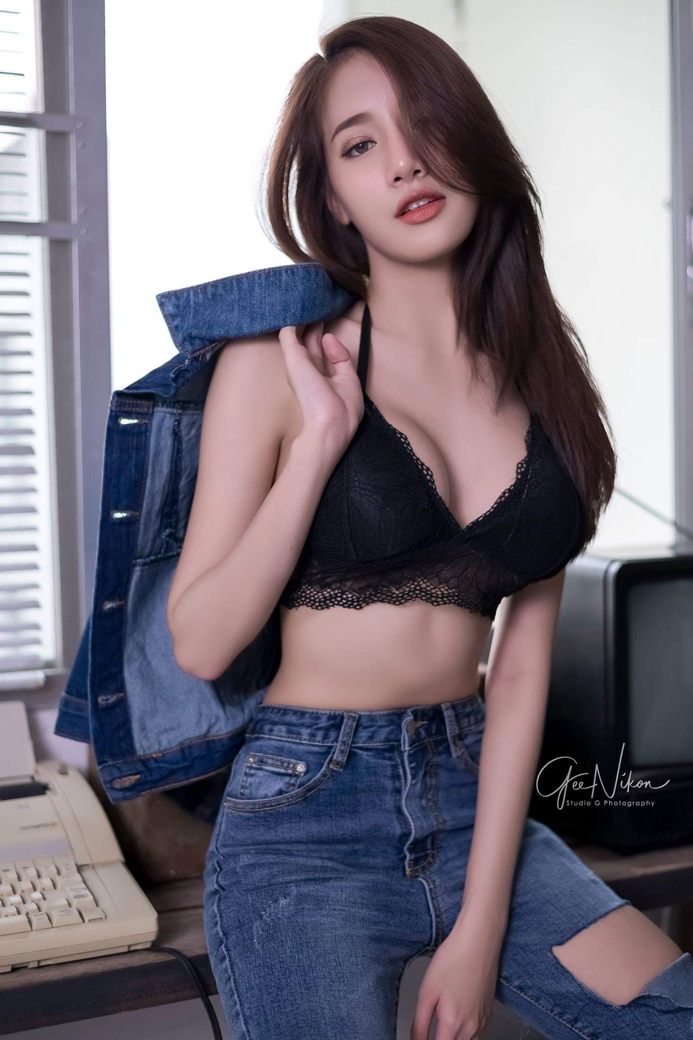 泰國模特 pichana yoosuk半脫之美-第1章-图片7