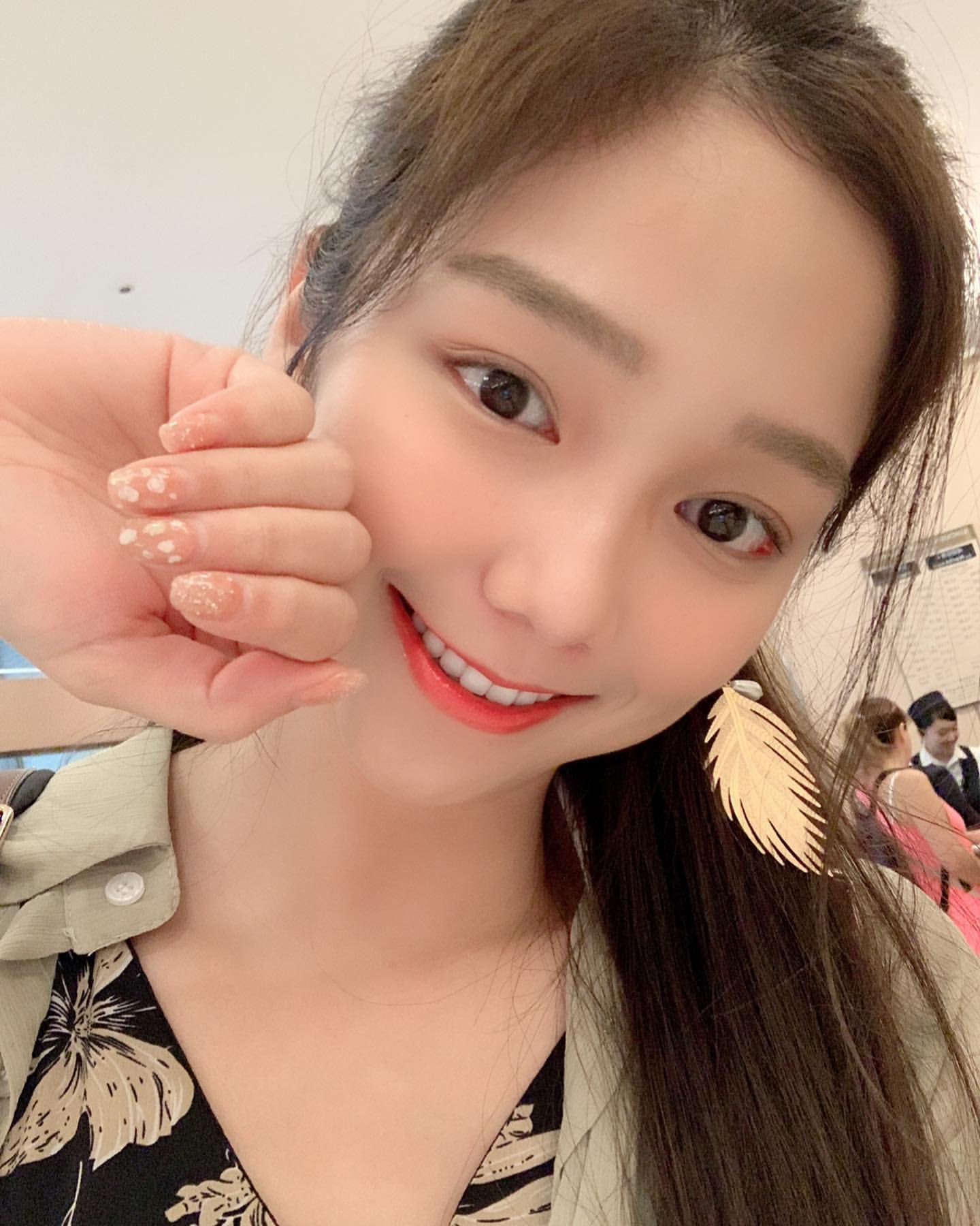 女模金莎Mimi 氣質外表超吸睛......笑起來會把人勾走-第1章-图片10