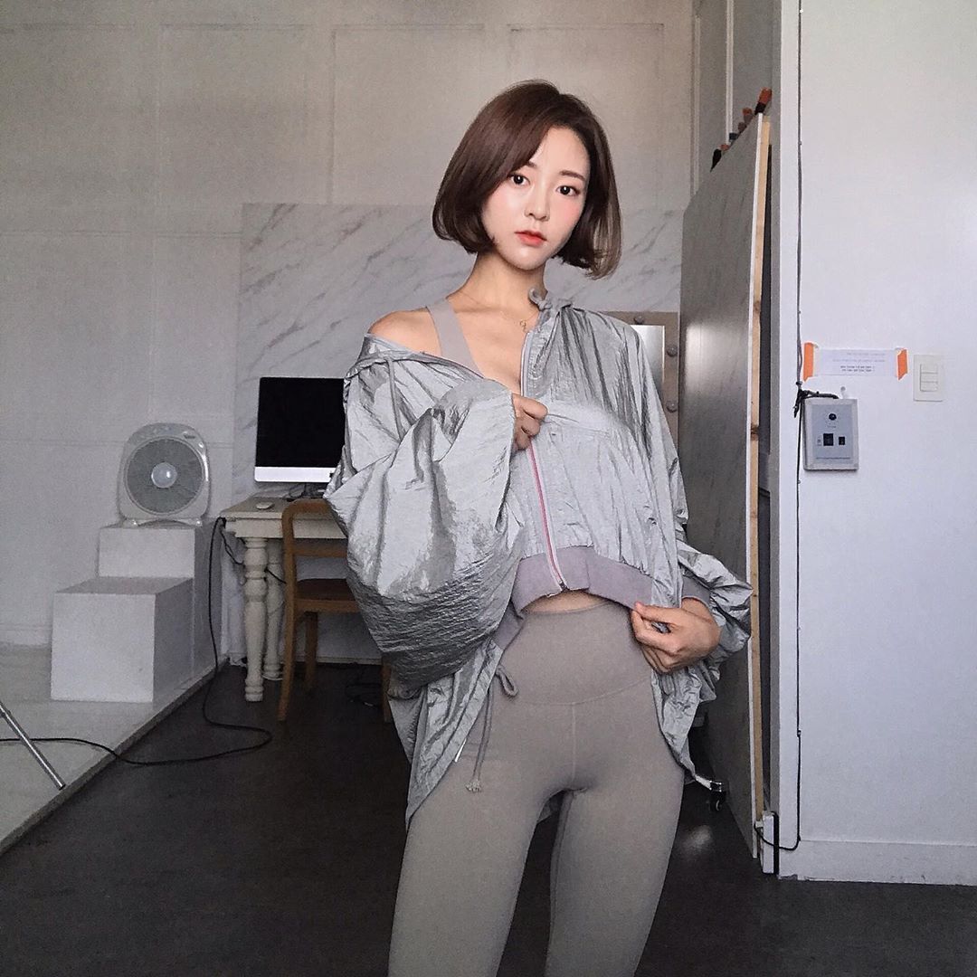 絕美白皙大乳好料身材 絕品顏值深藏不露好養眼-第1章-图片3