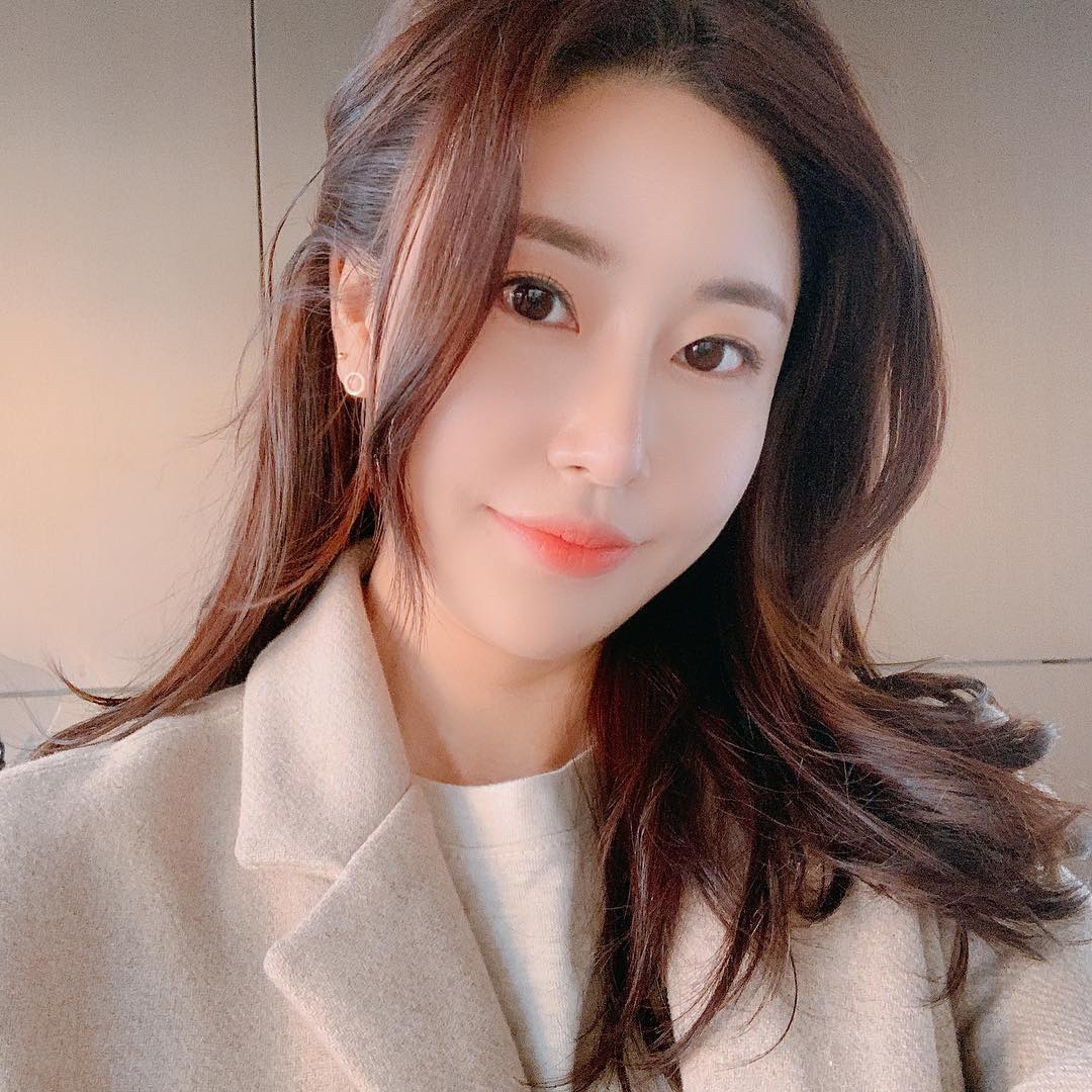 魔鬼胴體夠惹火 渾圓美胸接上纖細螞蟻腰讓我受不了-第1章-图片20