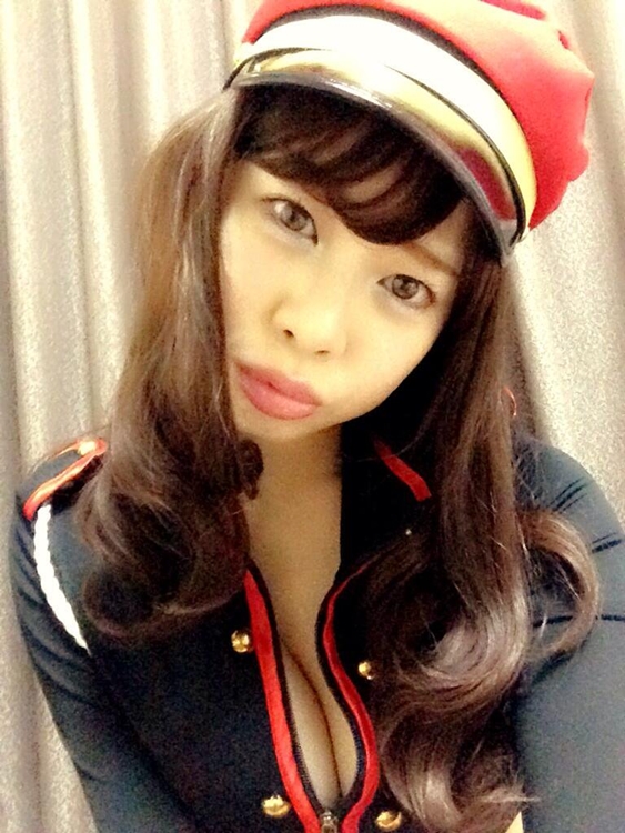 日本厚唇系正妹 實崎ゆうみ-第1章-图片2