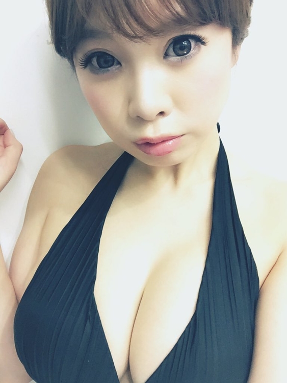 日本厚唇系正妹 實崎ゆうみ-第1章-图片10