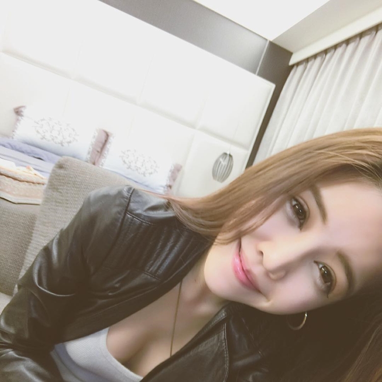 陽光正妹 Kate Tan-第1章-图片3