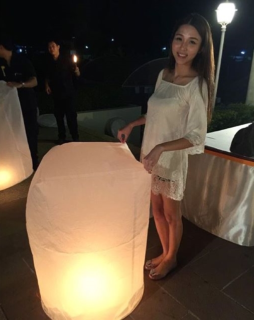 大馬氣質系 白皙女神 月兒彎彎-第1章-图片2