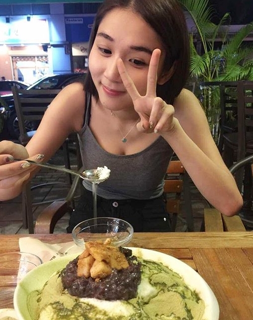 大馬氣質系 白皙女神 月兒彎彎-第1章-图片9