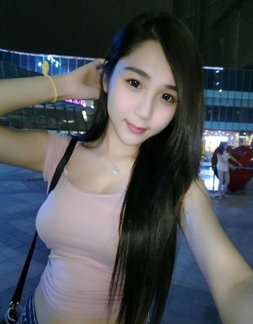 大馬氣質系 白皙女神 月兒彎彎-第1章-图片10