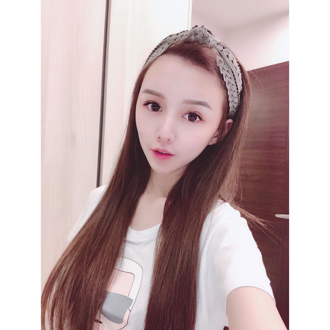 侯珮甄 身材夭壽骨辣....IG滿滿蜜桃美照:強到跪著看-第1章-图片10