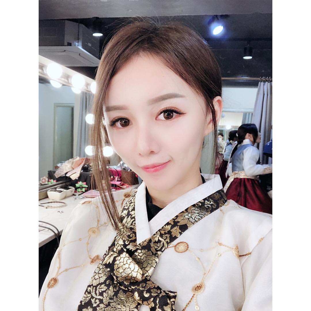 侯珮甄 身材夭壽骨辣....IG滿滿蜜桃美照:強到跪著看-第1章-图片7